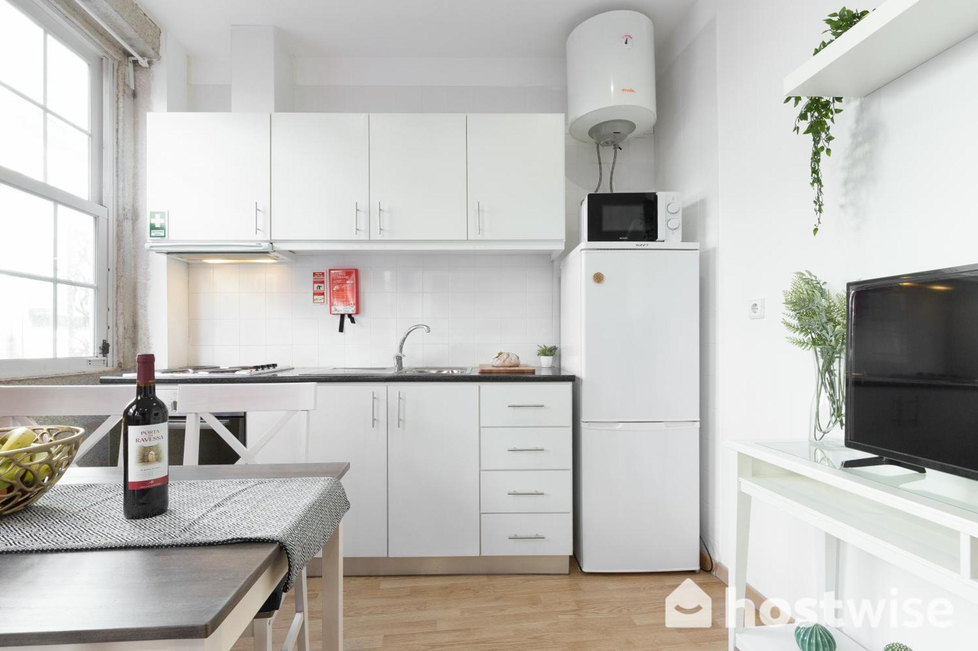 Apartament Host Wise - Colorful Fresh Flats - Batalha Porto