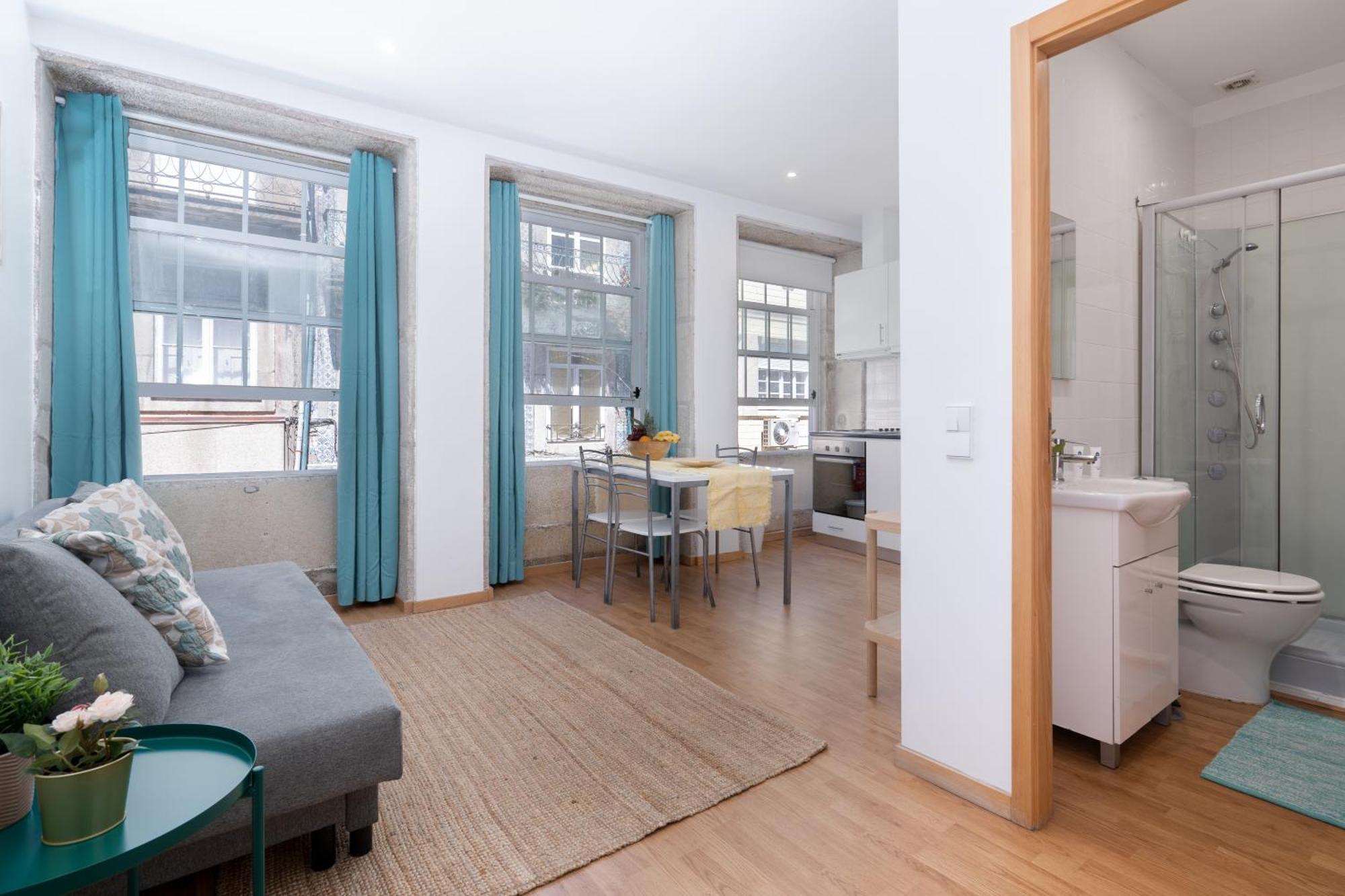 Host Wise - Colorful Fresh Flats - Batalha Apartament *