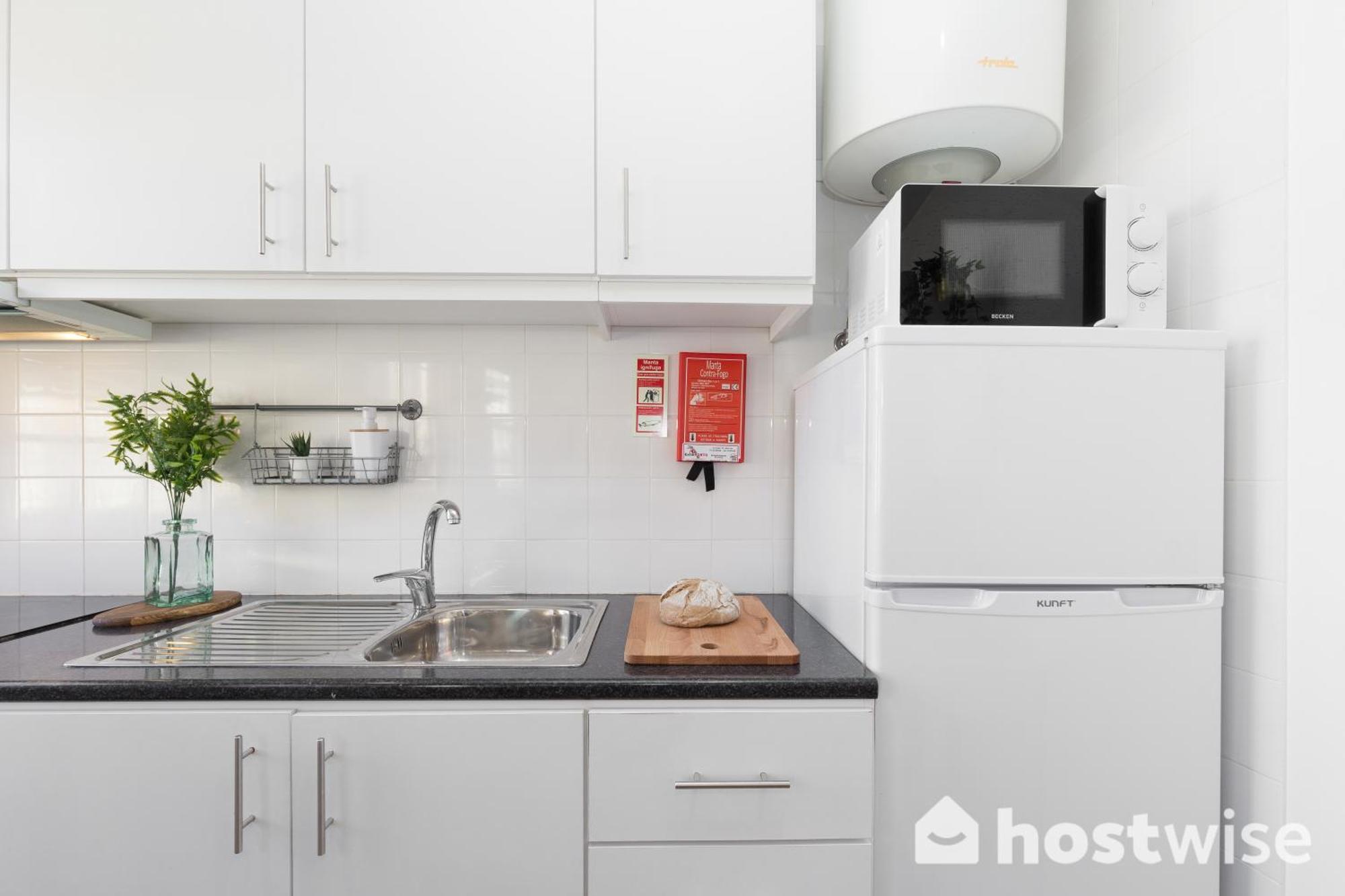 Host Wise - Colorful Fresh Flats - Batalha Apartament